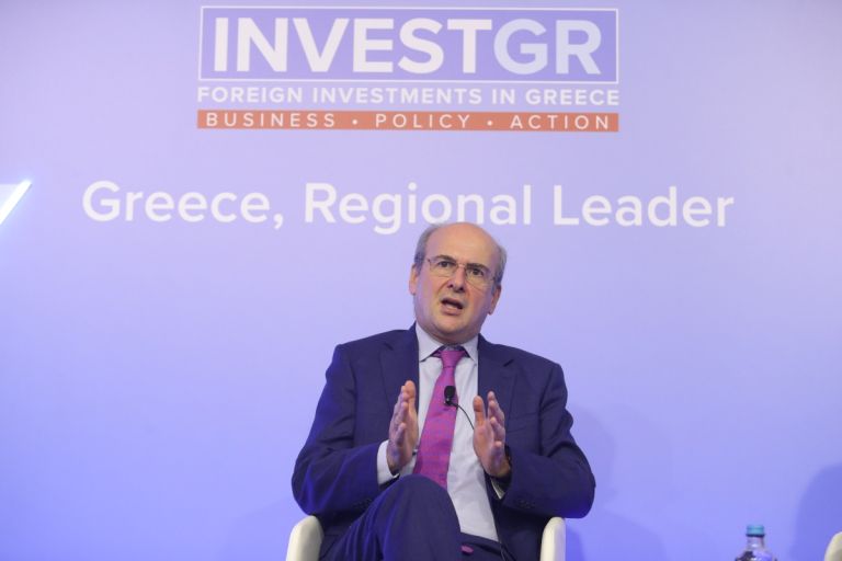 Χατζηδάκης: Τα λεφτόδεντρα είναι κατάρα για το έθνος
