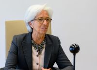 ΕΚΤ: Στον “πάγο” τα επιτόκια περιμένοντας τους δασμούς Τραμπ ΕΚΤ: Στον “πάγο” τα επιτόκια περιμένοντας τους δασμούς Τραμπ