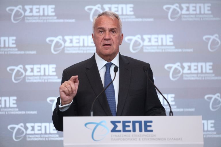 Απειλές Βορίδη για ανεξαρτητοποίηση