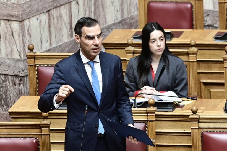 Θεμιστοκλέους: Το βραχιολάκι θα επεκταθεί σύντομα σε 100 νοσοκομεία