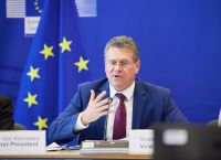 «Η καλύτερη που μπορούσαμε να κλείσουμε»: Η ΕΕ υπερασπίζεται τη συμφωνία με ΗΠΑ «Η καλύτερη που μπορούσαμε να κλείσουμε»: Η ΕΕ υπερασπίζεται τη συμφωνία με ΗΠΑ