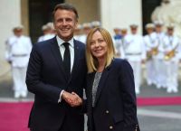 Κομμένη στα δύο η Ιταλία για την αναγνώριση Παλαιστινιακού κράτους Κομμένη στα δύο η Ιταλία για την αναγνώριση Παλαιστινιακού κράτους