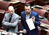 Παππάς: “Είστε έτοιμοι να παραπεμφθεί η χώρα στο Ευρωπαϊκό Δικαστήριο, επειδή δεν μειώνετε τον ΦΠΑ;” Παππάς: “Είστε έτοιμοι να παραπεμφθεί η χώρα στο Ευρωπαϊκό Δικαστήριο, επειδή δεν μειώνετε τον ΦΠΑ;”