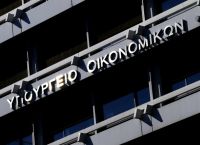 Τον δρόμο προς τη Βουλή παίρνουν οι παροχές για χαμηλοσυνταξιούχους, νέοι κανόνες για τα επιδόματα ενοικίου Τον δρόμο προς τη Βουλή παίρνουν οι παροχές για χαμηλοσυνταξιούχους, νέοι κανόνες για τα επιδόματα ενοικίου
