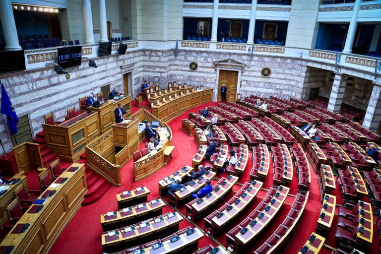 ΟΠΕΚΕΠΕ: Γαλάζιος αιφνιδιασμός με την Εξεταστική