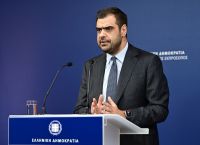 Μαρινάκης: Μεσαία τάξη και οικογένειες στο “κάδρο” των κυβερνητικών παροχών στη ΔΕΘ