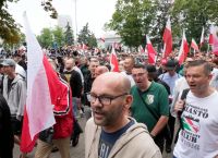 Αντιμεταναστευτικές διαδηλώσεις ακροδεξιών στην Πολωνία Αντιμεταναστευτικές διαδηλώσεις ακροδεξιών στην Πολωνία