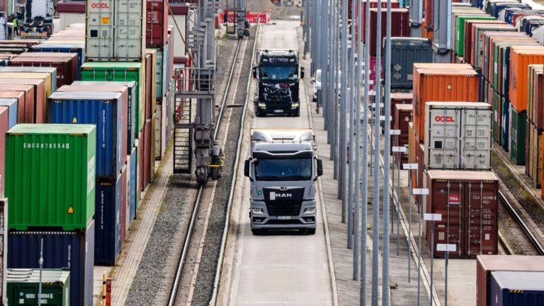 Αντίποινα ΕΕ: Στο στόχαστρο αμερικανικά αεροσκάφη, αυτοκίνητα και τρόφιμα