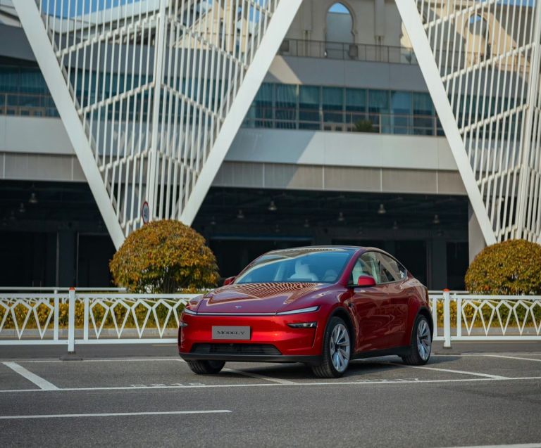 Η Tesla «μπήκε» στην αγορά της Ινδίας – Πότε ξεκινούν οι παραδόσεις του Model Y
