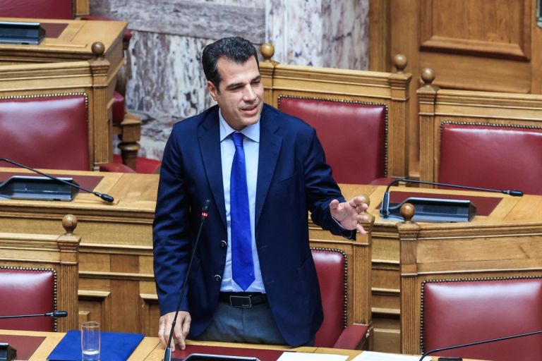 Πλεύρης: Η χώρα παύει πλέον να είναι φάρος παράνομης μετανάστευσης