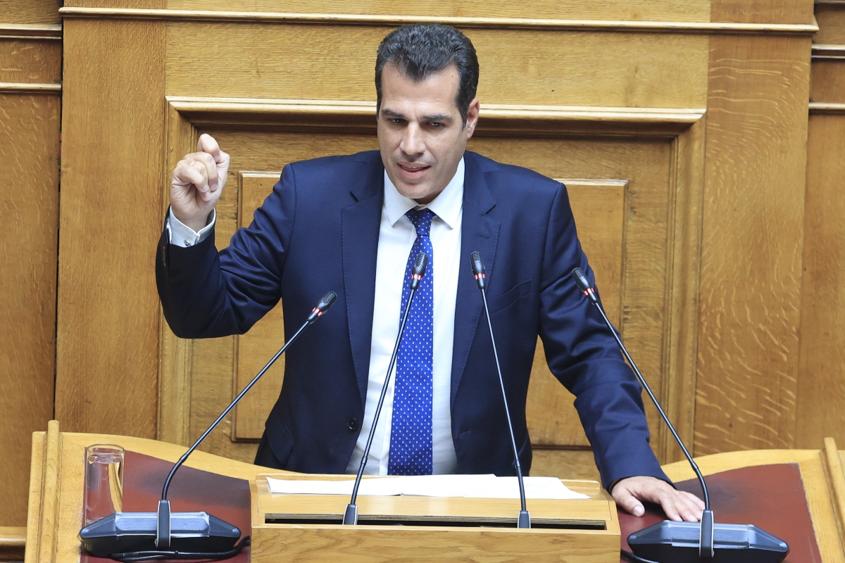 Πλεύρης: Οι μετανάστες που εισήλθαν από Λιβύη τις τελευταίες ώρες θα κρατηθούν έγκλειστοι