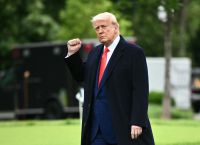 ΗΠΑ-Βραζιλία: Εμπορικός πόλεμος με fake news σε ακροδεξιό φόντο ΗΠΑ-Βραζιλία: Εμπορικός πόλεμος με fake news σε ακροδεξιό φόντο