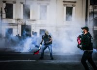 Εως 10 χρόνια φυλακή για φθορές στα Πανεπιστήμια Εως 10 χρόνια φυλακή για φθορές στα Πανεπιστήμια