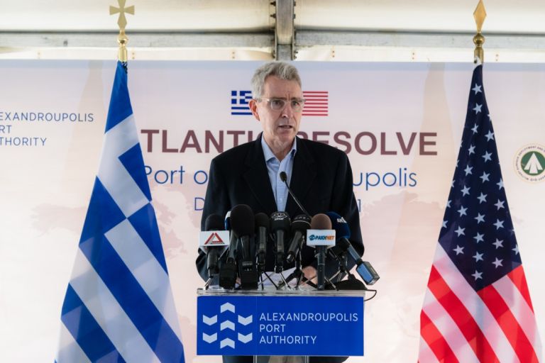 Τζέφρι Πάιατ: Το μήνυμα από τον Πειραιά για Κίνα, επενδύσεις και Ελλάδα