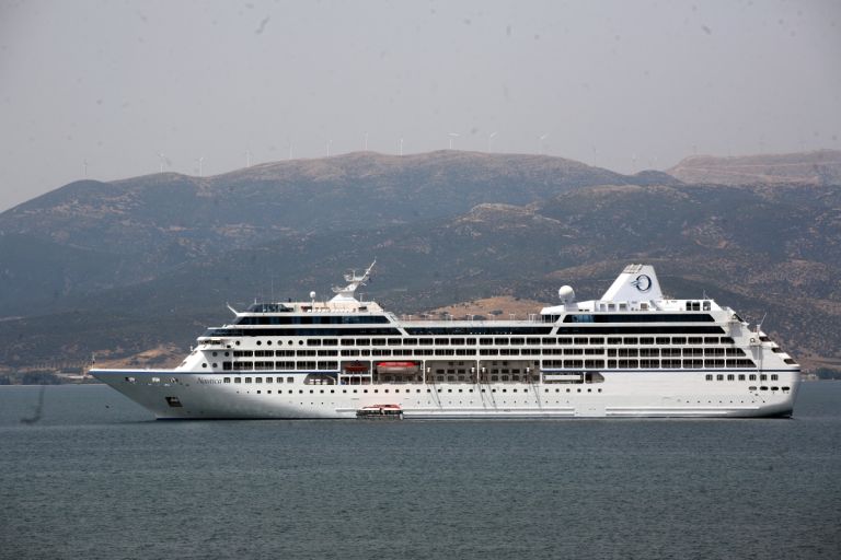 Η Βαρκελώνη μειώνει τα κρουαζιερόπλοια εξαιτίας του υπερτουρισμού