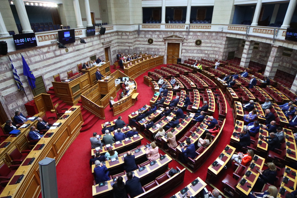 Με ένταση και υψηλούς τόνους η δεύτερη ημέρα για τον ΟΠΕΚΕΠΕ στη Βουλή