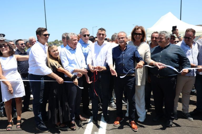 Δήμας: Παράδοση έργων στον Νομό Χανίων