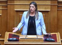 ΕΣΗΕΑ εναντίον Κωνσταντοπούλου για “σεξισμό” και “απαξιωτική επίθεση” στην Τ. Μεσσαροπούλου ΕΣΗΕΑ εναντίον Κωνσταντοπούλου για “σεξισμό” και “απαξιωτική επίθεση” στην Τ. Μεσσαροπούλου