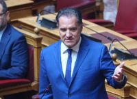 Τρία έτη με αναστολή για τον 52χρονο – Γεωργιάδης: Δεν ανέχομαι απειλές στη ζωή μου Τρία έτη με αναστολή για τον 52χρονο – Γεωργιάδης: Δεν ανέχομαι απειλές στη ζωή μου