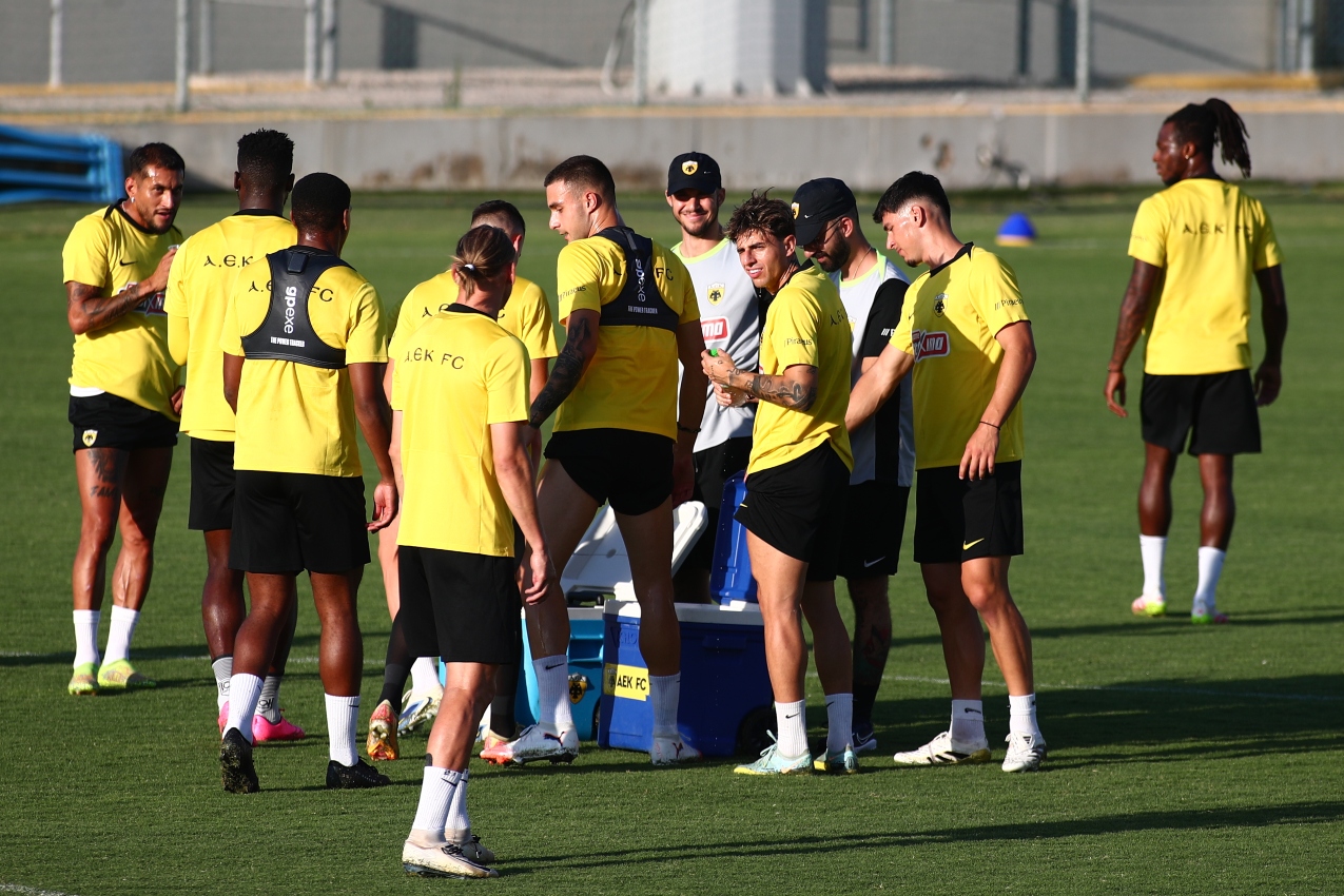 aek (4)