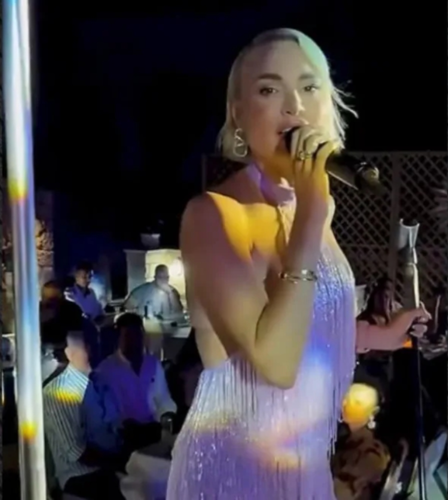 “Η Παναγιώταρου… τραγούδησε Θεοδωρίδου και το Twitter «ξεσπάθωσε» – «Βασάνισες το κομμάτι!»”