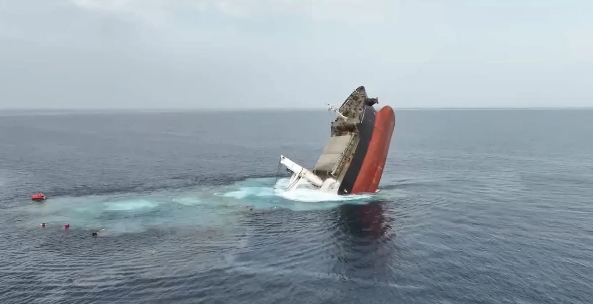 Two members of ‘Eternity C’ security team rescued after nearly 48 hours at sea