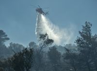 Φωτιά Εύβοια: Διάσπαρτες εστίες, φόβοι για αναζωπυρώσεις λόγω των ισχυρών ανέμων Φωτιά Εύβοια: Διάσπαρτες εστίες, φόβοι για αναζωπυρώσεις λόγω των ισχυρών ανέμων