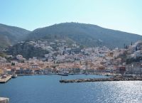 Απαγόρευση οχημάτων στην Υδρα: Ποιοι εξαιρούνται, πώς γίνεται η αίτηση Απαγόρευση οχημάτων στην Υδρα: Ποιοι εξαιρούνται, πώς γίνεται η αίτηση