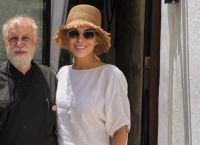 Κατερίνα Καινούργιου: «Πήρα την ευχή του πατέρα Δημητρίου και νιώθω ευλογημένη» Κατερίνα Καινούργιου: «Πήρα την ευχή του πατέρα Δημητρίου και νιώθω ευλογημένη»