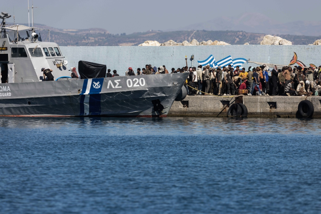 Μεταναστευτικό: Οι αποφάσεις της σύσκεψης στο υπουργείο Μετανάστευσης για διαχείριση αυξημένων ροών στη Κρήτη
