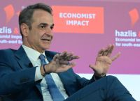 Μητσοτάκης στο Economist:”Η Ελλάδα πριν 10 χρόνια βρέθηκε να κοιτά την άβυσσο,6 έτη μετά έχει μπει σε σειρά” Μητσοτάκης στο Economist:”Η Ελλάδα πριν 10 χρόνια βρέθηκε να κοιτά την άβυσσο,6 έτη μετά έχει μπει σε σειρά”