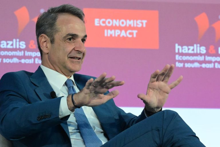 Μητσοτάκης στο Economist:”Η Ελλάδα πριν 10 χρόνια βρέθηκε να κοιτά την άβυσσο,6 έτη μετά έχει μπει σε σειρά”