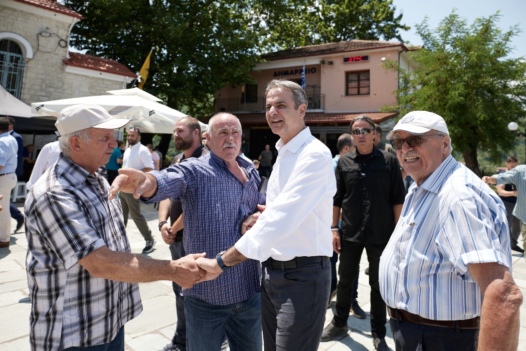 Μητσοτάκης από Φουρνά: Συνεχής η ιατρική κάλυψη των κατοίκων στις απομακρυσμένες περιοχές