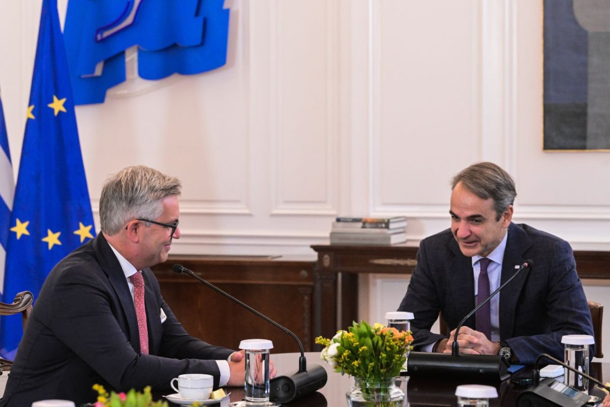 Μητσοτάκης σε επίτροπο μετανάστευσης: Οι Αρχές της ανατολικής Λιβύης οφείλουν να αναλάβουν δράση