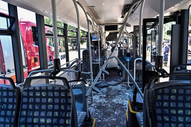 Σύγκρουση λεωφορείων: 47 τραυματίες-Στο χειρουργείο η 47χρονη πολυτραυματίας