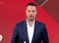 Πέτρος Κουσουλός: Αυτό είναι το μήνυμα που του έστειλε η σύζυγός του και τον τρέλανε Πέτρος Κουσουλός: Αυτό είναι το μήνυμα που του έστειλε η σύζυγός του και τον τρέλανε