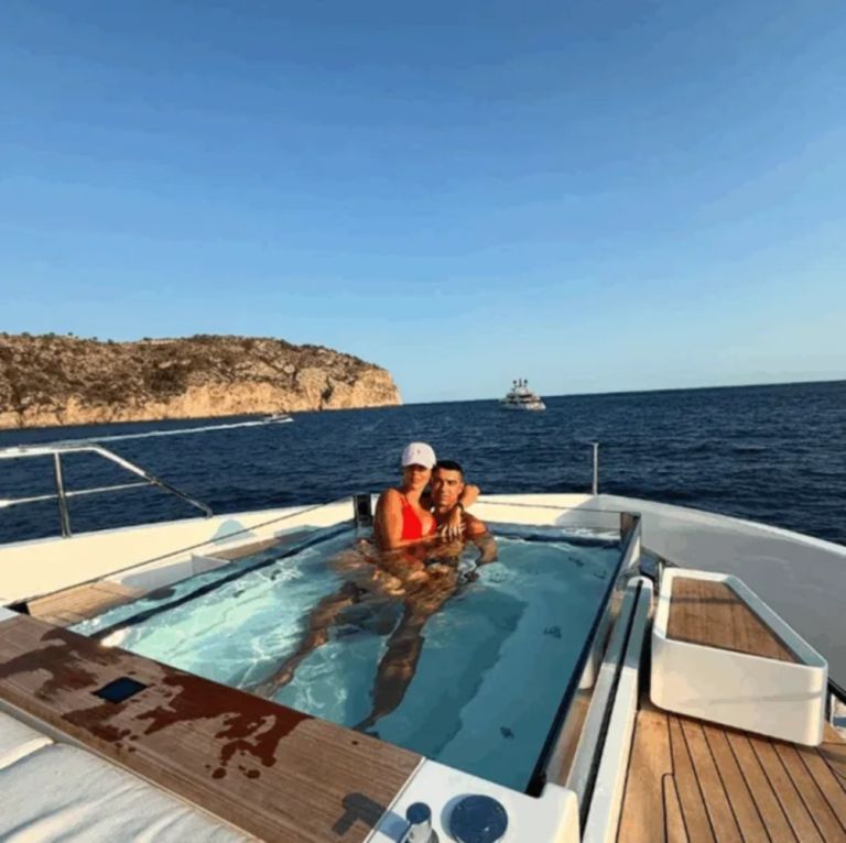 Ronaldo’s Greek Getaway: Luxury Yacht Turns Heads in the Aegean