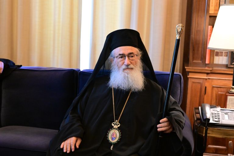Σύγκρουση στην Ι. Μονή Σινά: Ο Αρχιεπίσκοπος Δαμιανός καταγγέλλει απόπειρα απομάκρυνσής του