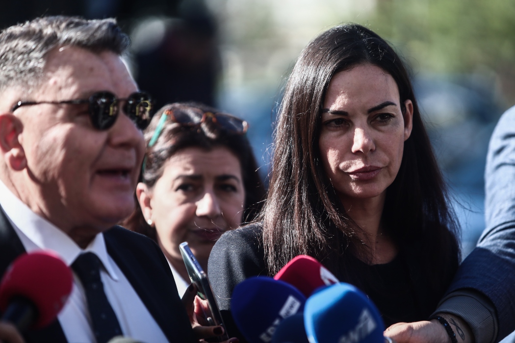Η Βατίδου ξεσπά κατά του Κούγια: «Δούλευα για να πηγαίνει με γκόμενες στα μπουζούκια»–«Με πέταξε στο δρόμο»
