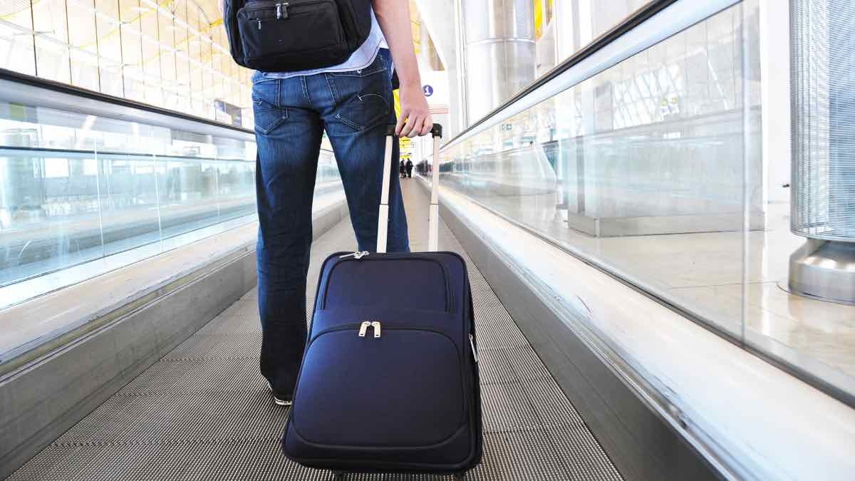 Παρελθόν ενδέχεται να αποτελέσουν οι χρεώσεις των χειραποσκευών στις πτήσεις, για ταξίδια εντός ΕΕ