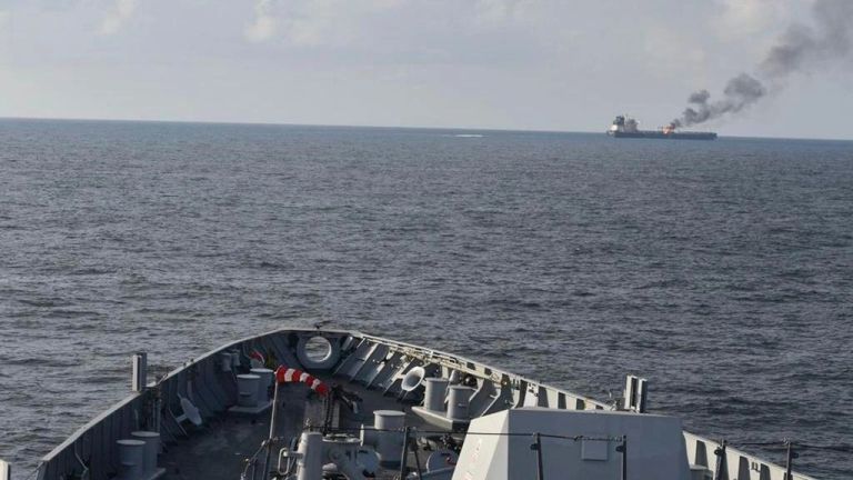 Ερυθρά Θάλασσα: Ελληνόκτητο πλοίο δέχτηκε επίθεση με πυροβολισμούς και ρουκέτες