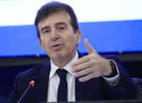 Χρυσοχοΐδης: Στο μεταναστευτικό είμαστε μόνοι μας, δεν έχουμε άλλη επιλογή από το να φυλάμε τα σύνορά μας Χρυσοχοΐδης: Στο μεταναστευτικό είμαστε μόνοι μας, δεν έχουμε άλλη επιλογή από το να φυλάμε τα σύνορά μας
