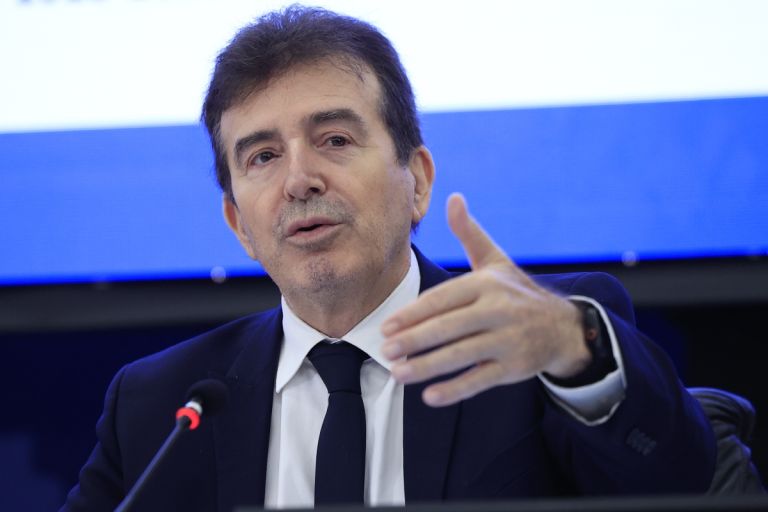 Χρυσοχοΐδης: Στο μεταναστευτικό είμαστε μόνοι μας, δεν έχουμε άλλη επιλογή από το να φυλάμε τα σύνορά μας