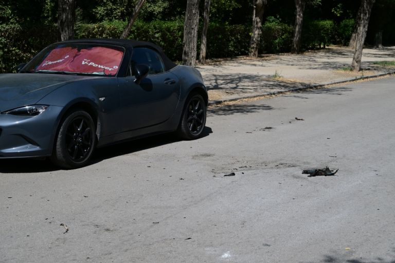 Σοκ στο Ζάππειο: 67χρονη αυτοπυρπολήθηκε έξω από την Αίγλη – Την έσωσαν οι Εύζωνες