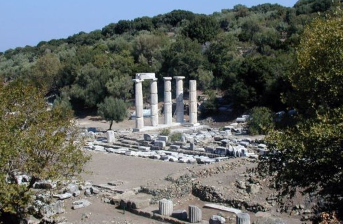 ΥΠΠΟ: Αποκατάσταση του Ιερού των Μεγάλων Θεών, στη Σαμοθράκη