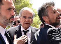 Αντώνης Σαμαράς στον επικήδειο για την κόρη του: Ευχαριστώ τον Θεό που μας έδωσε αυτό το δώρο έστω 34 χρόνια Αντώνης Σαμαράς στον επικήδειο για την κόρη του: Ευχαριστώ τον Θεό που μας έδωσε αυτό το δώρο έστω 34 χρόνια