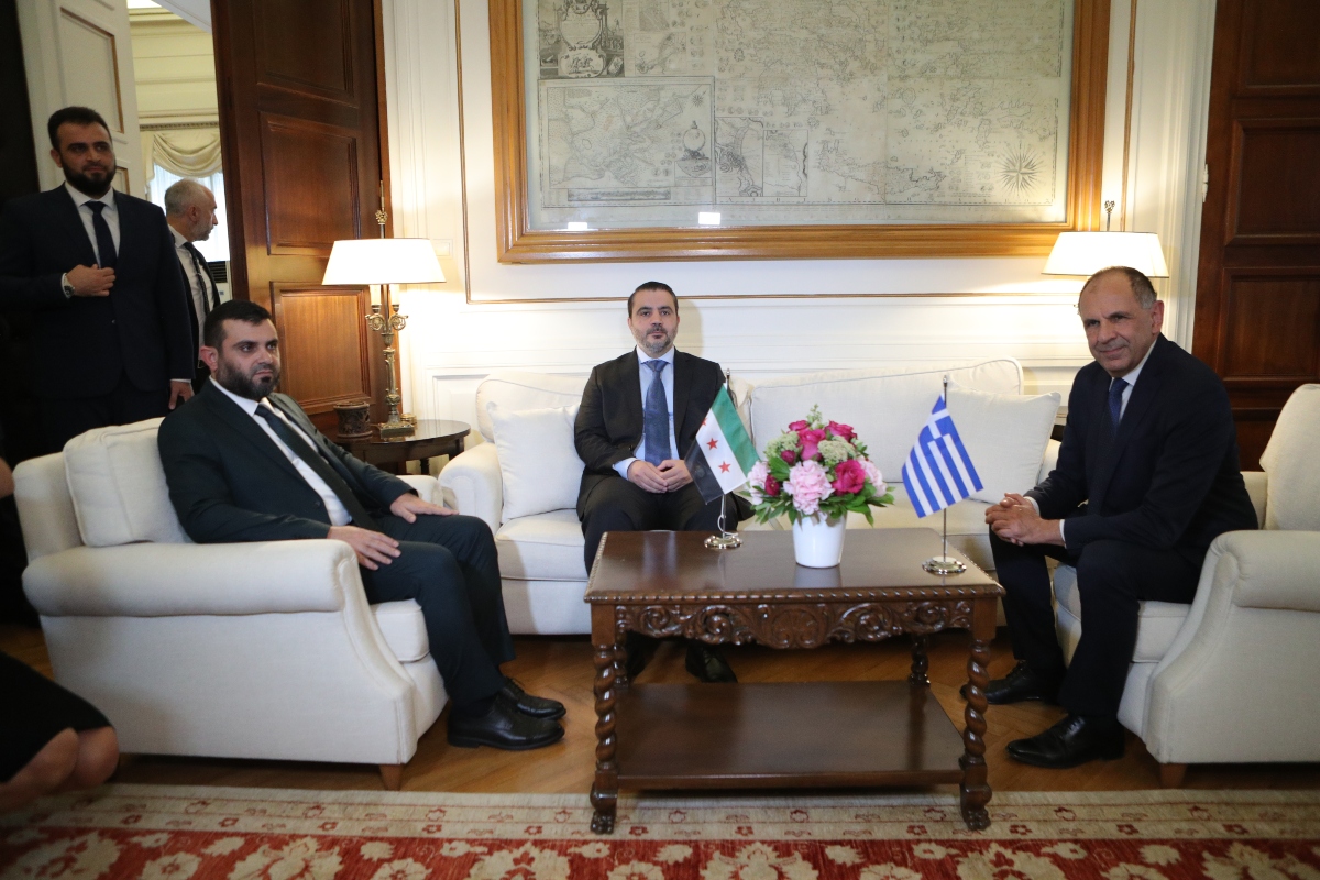 Ελλάδα – Συρία: Διπλωματική επανεκκίνηση με φόντο τη σταθερότητα στην Ανατολική Μεσόγειο