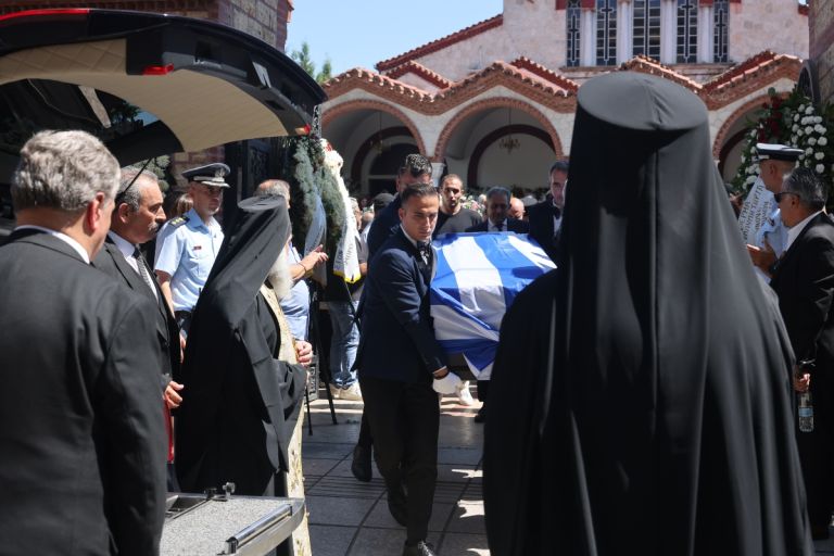 Farewell to Apostolos Vesyropoulos: A Moment of Political and National Reflection