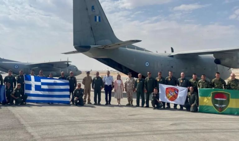 Μητσοτάκης: Η Πολεμική Αεροπορία έριξε 8,5 τόνους βασικών ειδών διατροφής στη Γάζα