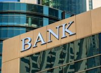 Ιταλία: Αντίθετος ο αντιπρόεδρος της κυβέρνησης στο να φορολογηθούν οι τράπεζες για τα έκτακτα κέρδη τους Ιταλία: Αντίθετος ο αντιπρόεδρος της κυβέρνησης στο να φορολογηθούν οι τράπεζες για τα έκτακτα κέρδη τους
